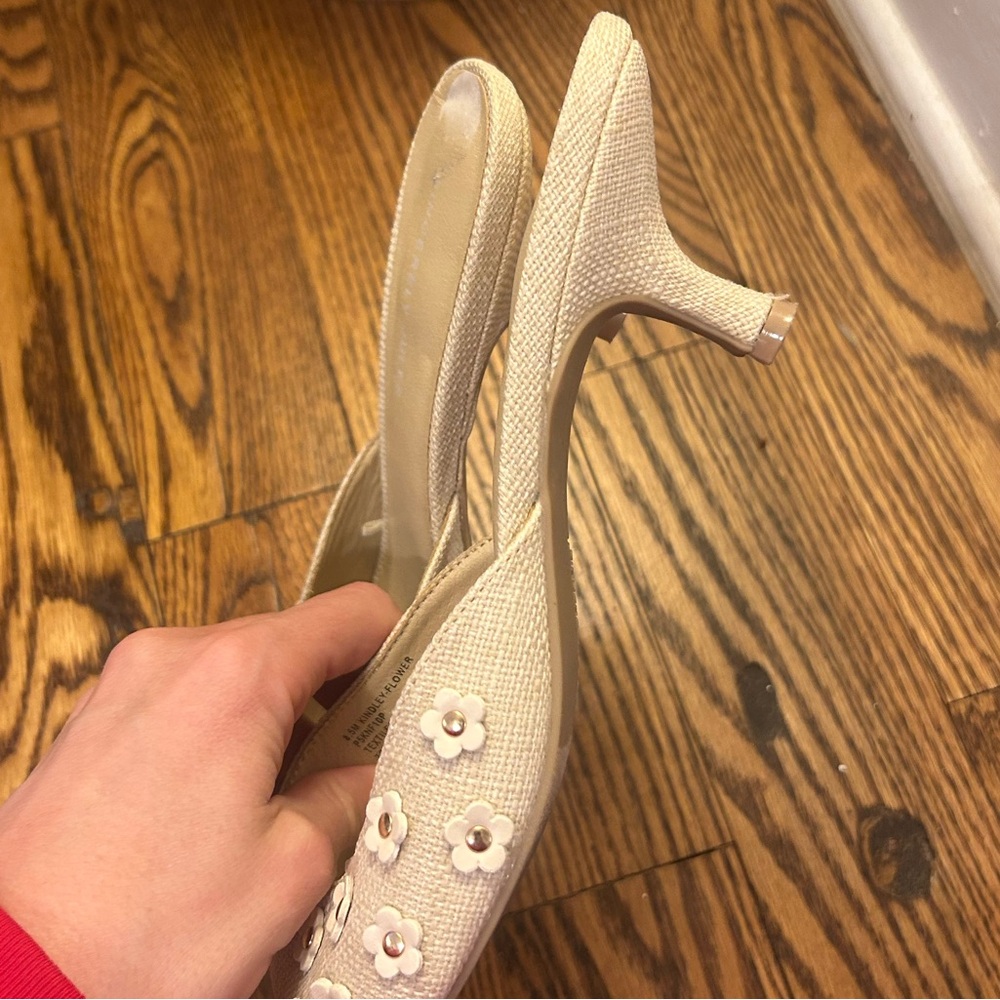 Sincerely Jules Cream Floral Heels - Picture 5 of 5